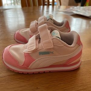 Toddler pink puma sneakers size 7